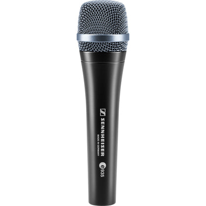 E935